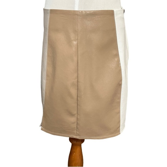 NWT Le Lis Collection Vegan Leather Striped Neutral Women’s Skirt Size Large - Picture 4 of 13
